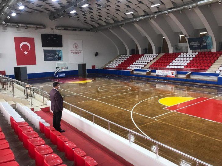 Atatürk Kapalı Spor Salonu yeni görünümüne kavuştu