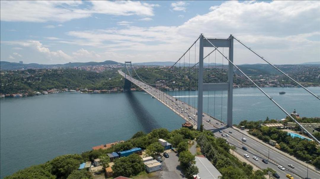 Son dakika İstanbul Boğazı trafiğe kapatıldı Liberya bayraklı yakıt