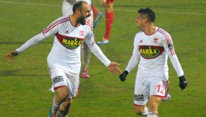 Sivasspor Geriden Gelip Kazand Futbol