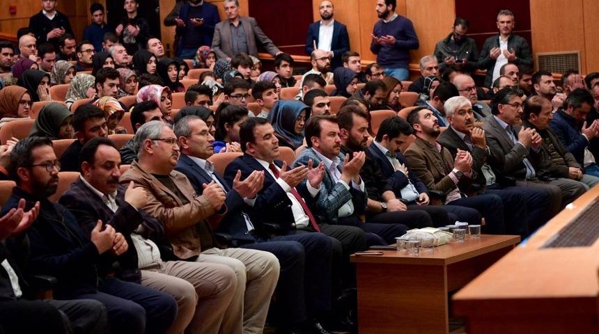 Kahramanmaraş&rsquo;ta "Yeniden Dirilişe Bir Tutkum Var" s&ouml;yleşisi