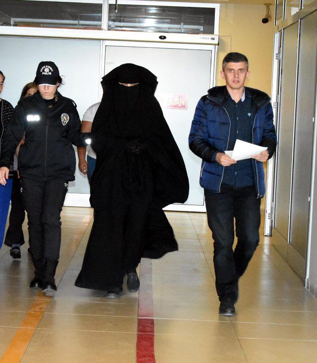Atatürk'e hakaret eden üniversiteli kızın tutukluluğuna itiraz