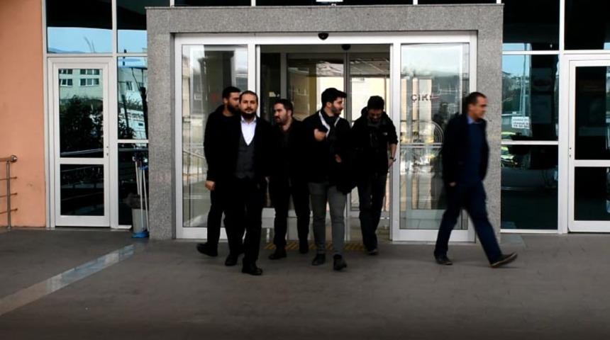 Atat&uuml;rk'e hakaret eden &uuml;niversiteli kızın tutukluluğuna itiraz