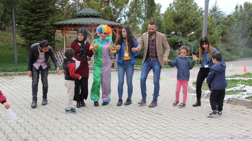 İn&ouml;n&uuml; &Uuml;niversitesi&rsquo;nde &ouml;zel &ccedil;ocuklarla &ouml;zel bir g&uuml;n