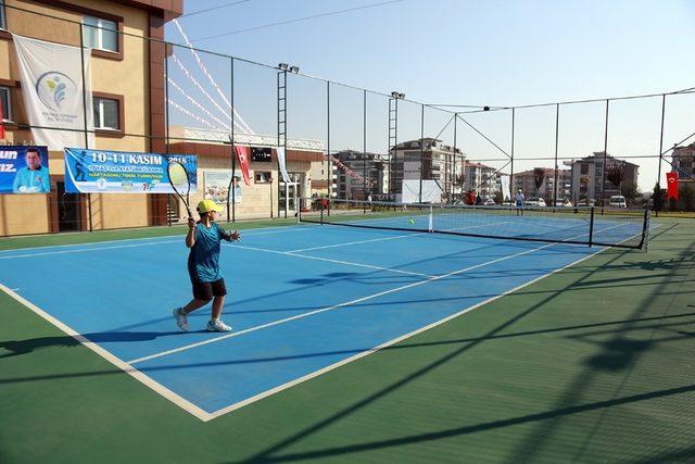 Atatürk’ü Anma Hafta Sonu Tenis Turnuvası sona erdi