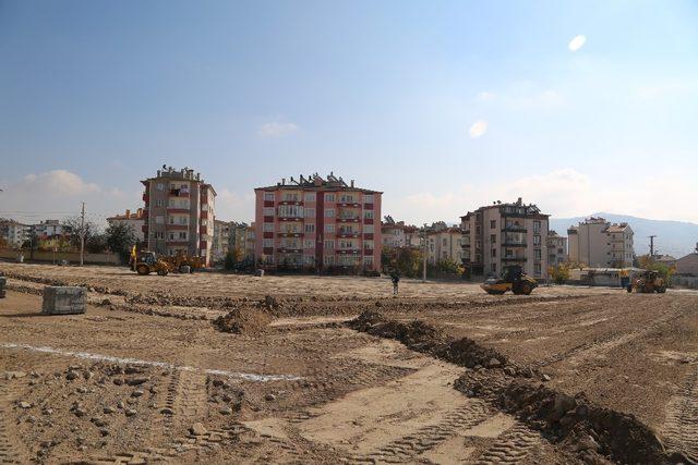 Yeni Mahalleye yapılacak parkın zemin çalışmalarına başlandı