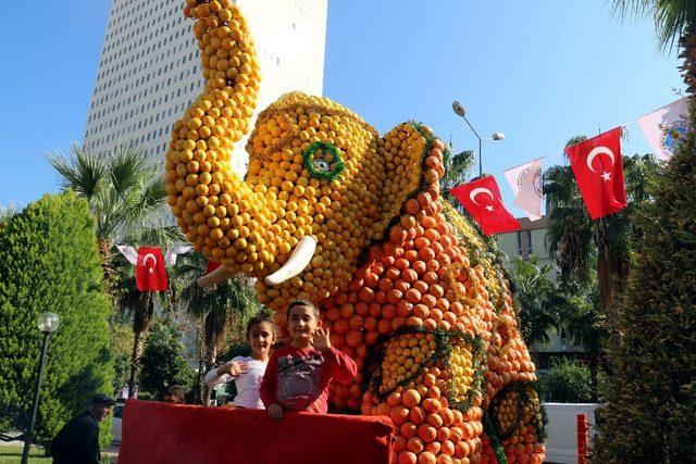 Narenciye Festivali Tanıtım Korteji Akdeniz’de