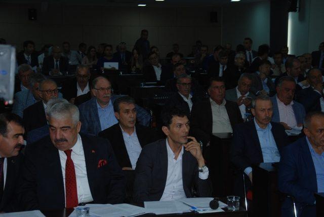 Büyükşehir Meclisi’nde Atatürk ve Cumhuriyet tartışması