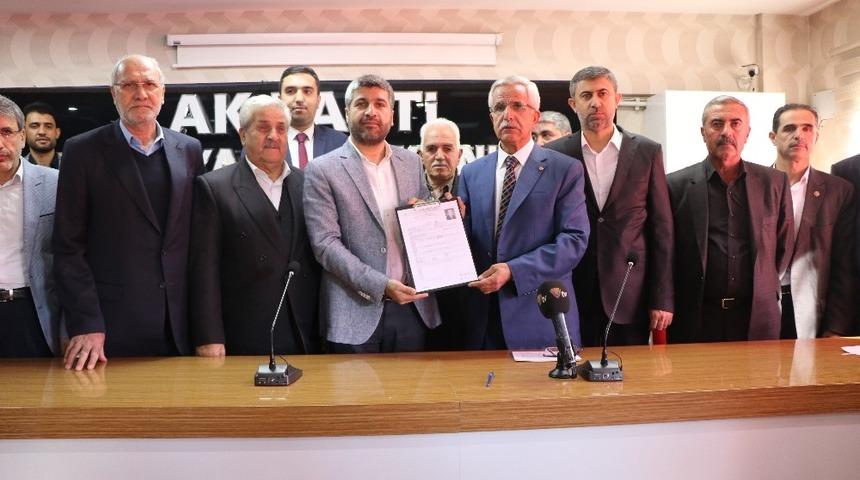 Mahmut Polat, Yeşilyurt i&ccedil;in aday adaylığını a&ccedil;ıkladı