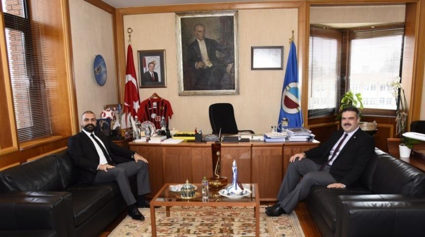 Rekt&ouml;r Prof. Dr. Şafak Ertan &Ccedil;omaklı&rsquo;yı ziyaretler s&uuml;r&uuml;yor