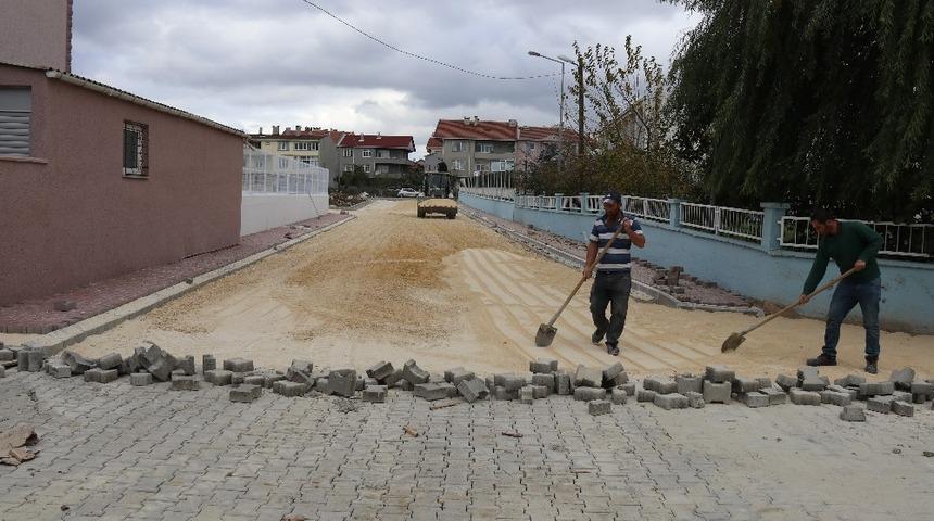Ergene&rsquo;de parke taşı d&ouml;şeme &ccedil;alışmaları s&uuml;r&uuml;yor