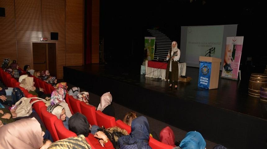 B&uuml;y&uuml;kşehirden kadınlara kanser eğitimi