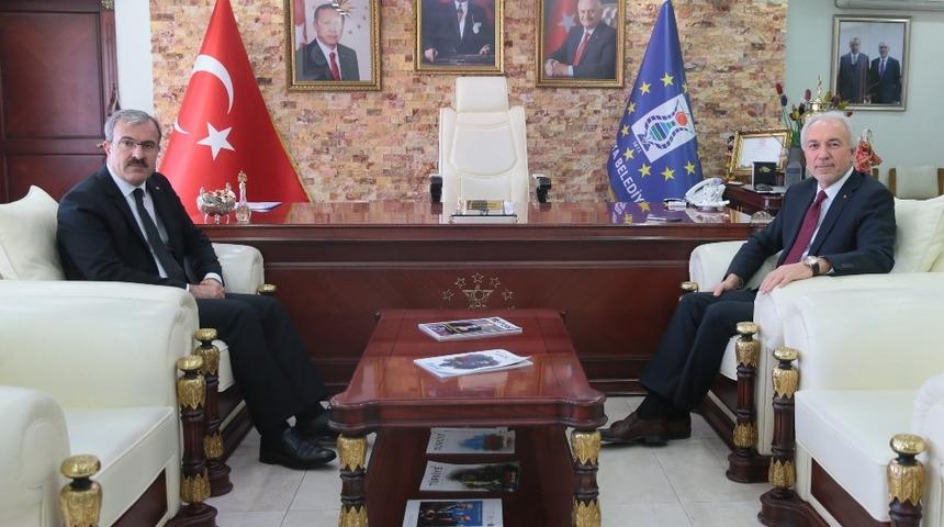 Vali’den Başkan Saraçoğlu’na iade-i ziyaret