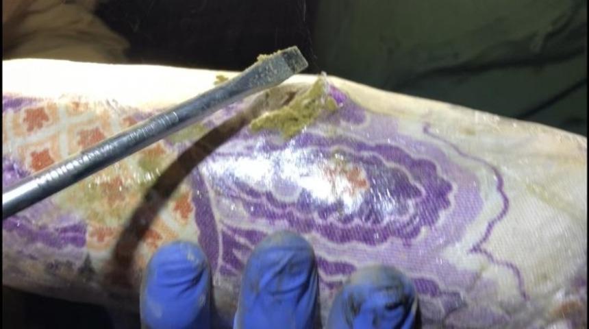 Van&rsquo;da bir otomobilin yakıt deposunda 757 gram esrar ele ge&ccedil;irildi