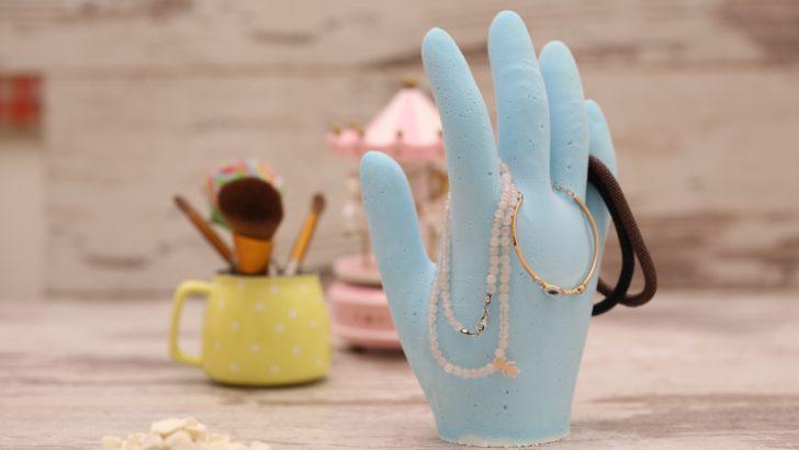 Alçıdan El Yaptık, Parmaklarına Takı Taktık