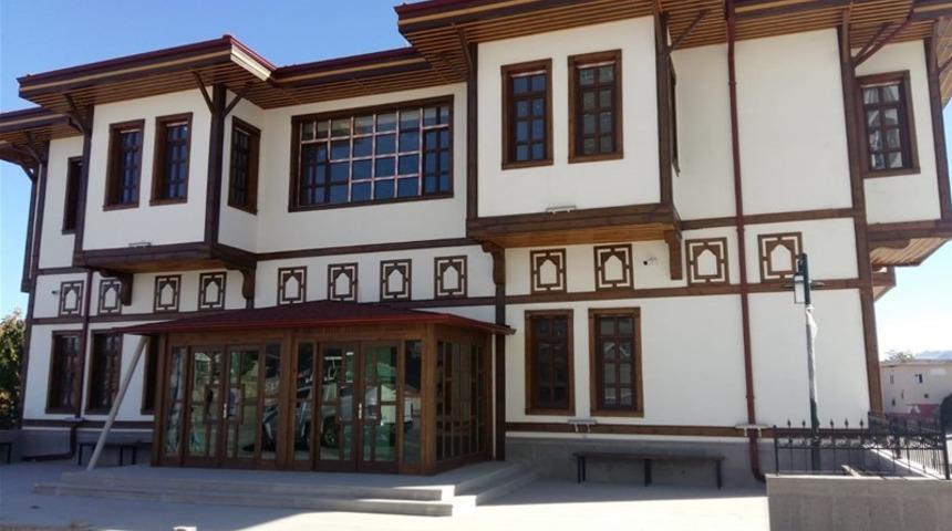 &rsquo;Ahi Konakları&rsquo; Gen&ccedil;lik Merkezine tahsis edildi