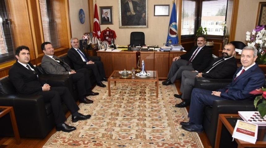 Rekt&ouml;r &Ccedil;omaklı&rsquo;ya ziyaretler devam ediyor