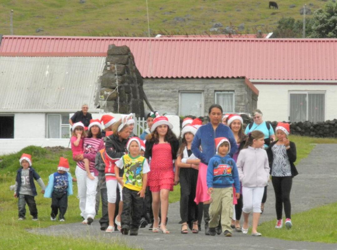 Tristan da cunha. Жители острова Тристан-да-Кунья. Tristan da Cunha население. Архипелаг Тристан-да-Кунья. Остров Тристан.