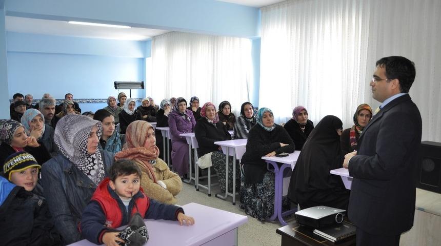 Aileye eğitim ve danışmanlık desteği