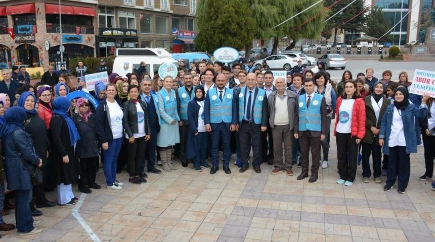 Sağlıklı yaşam y&uuml;r&uuml;y&uuml;ş&uuml; yapıldı