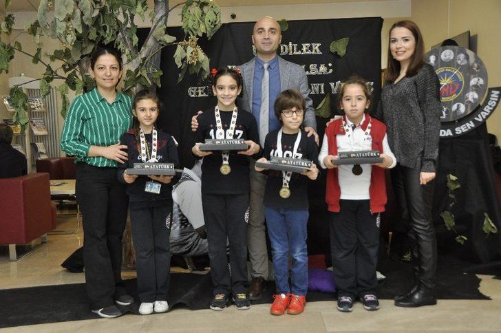 Gaziantep Kolej Vakfında ödül yağmuru G2