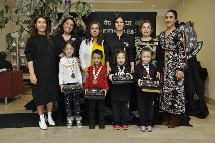 Gaziantep Kolej Vakfında ödül yağmuru G3