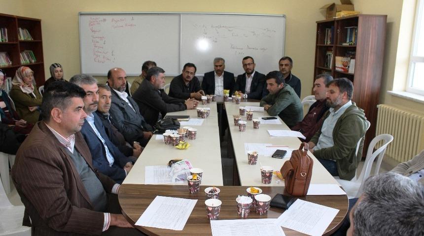 &Ouml;ğretmenler kendini geliştiriyor