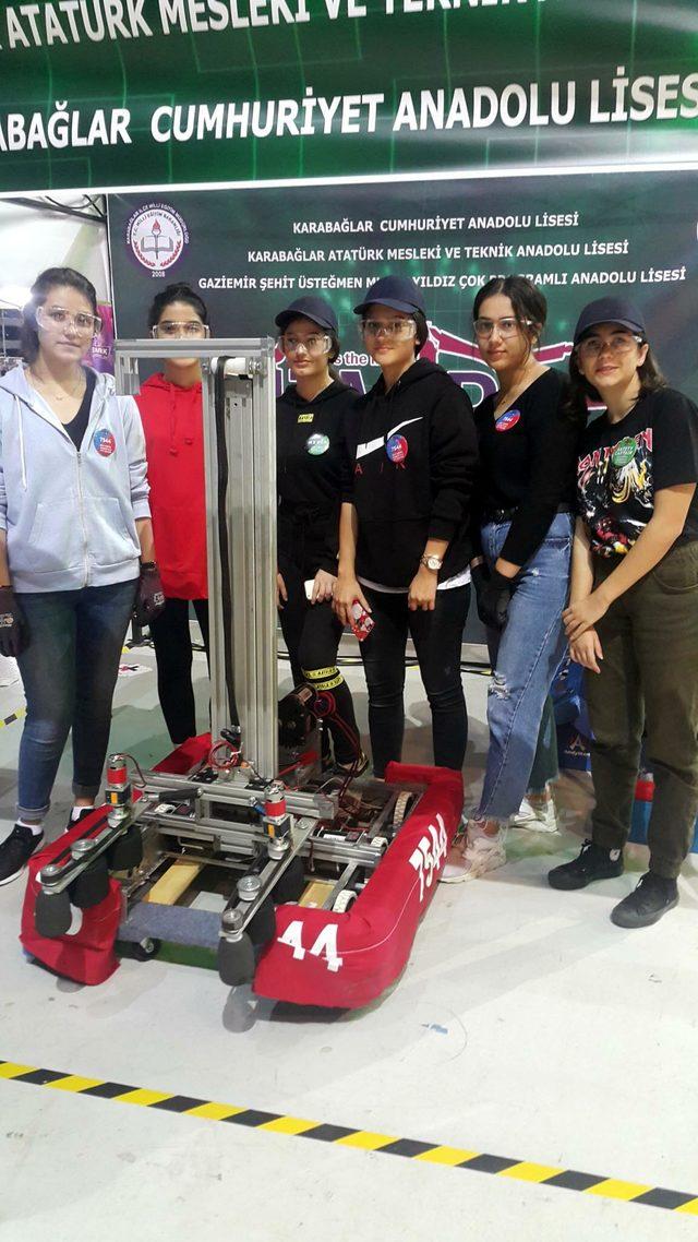 İzmirli Kızlar Robot Takımı, Türkiye'yi ABD'de temsil edecek