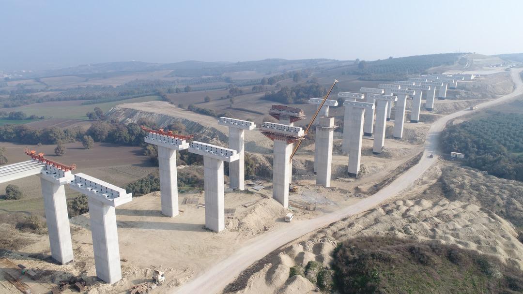 İstanbul- Bursa - İzmir otoyolu 1 yıl erken a&ccedil;ılacak