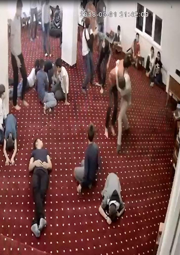 Arkadaşıyla şakalaşırken kalbi durdu!  G2