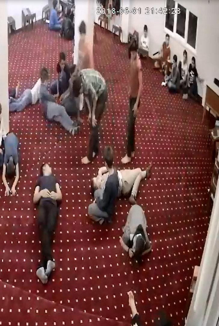 Arkadaşıyla şakalaşırken kalbi durdu!  G3