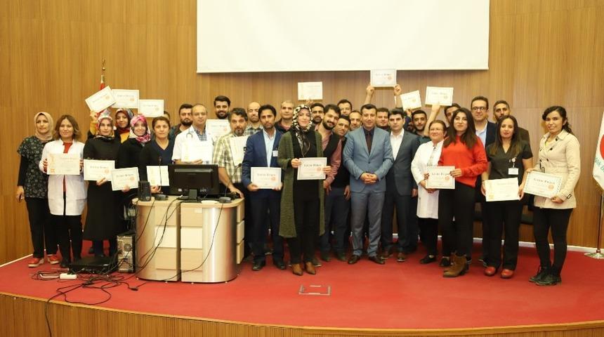 Sertifikalı yoğun bakım hemşirelik kursu sona erdi