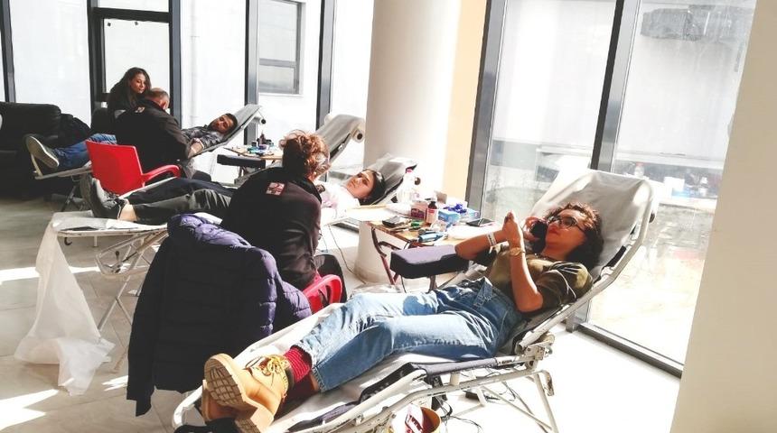 D&uuml;zce Teknopark&rsquo;ta kan bağışı