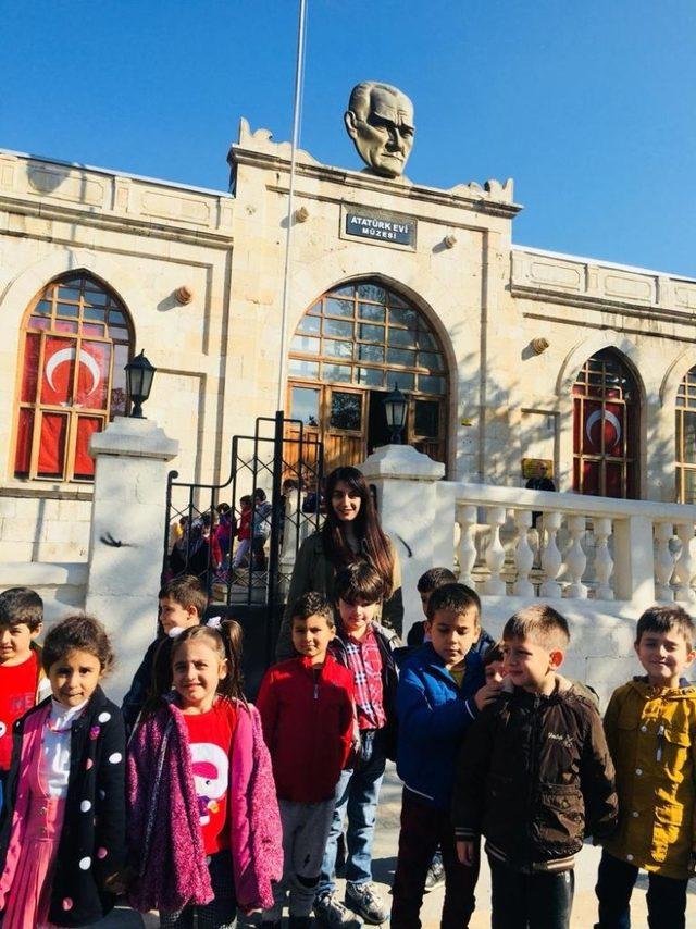 Mercan Çocuk Üniversitesi öğrencileri Atatürk’ün Evi’nde
