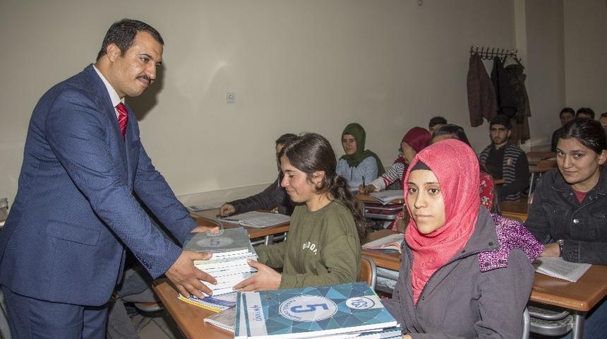 &Ouml;ğrencilere &uuml;cretsiz kaynak