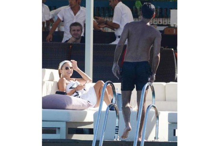 Ece ile Sergen'in havuz partisi G4