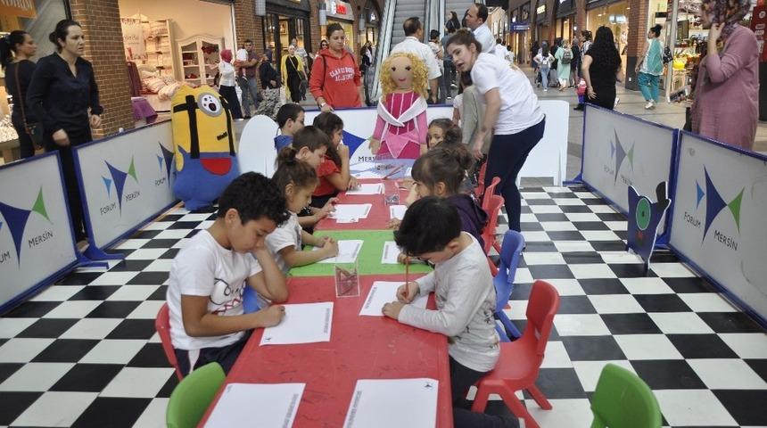 Forum Mersin&rsquo;de &ccedil;ocuklar hayallerinin oyuncağı ile buluştu