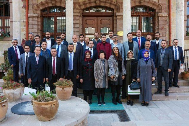 Başkan Toru, oda temsilcileriyle bir araya geldi