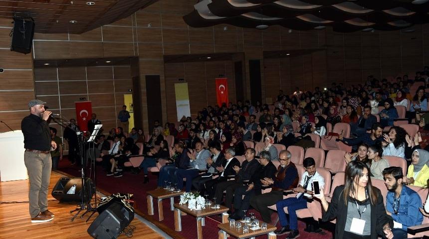 D&Uuml; &ouml;ğrencileri k&ouml;y okullarına umut oluyor