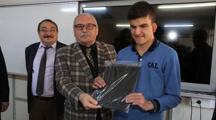 Engeli başkanlığa engel olmadı