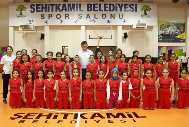 Geleceğin basketbol yıldızları bu okulda yetişiyor