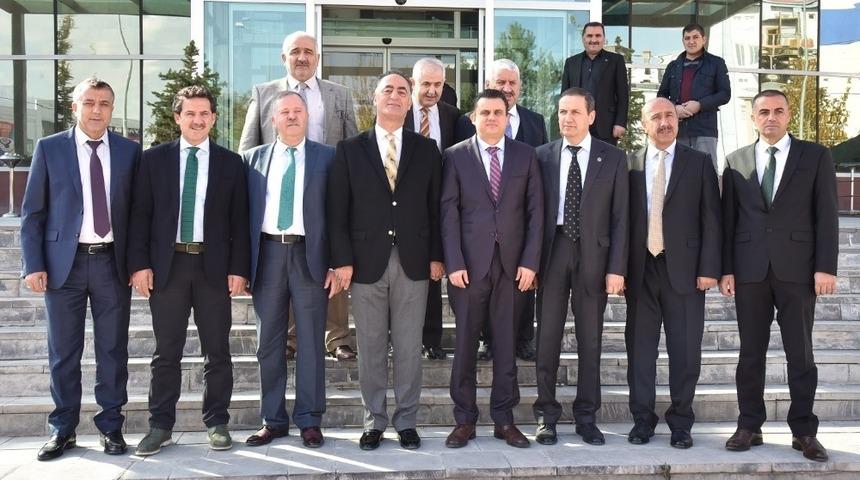 Sağlık Müdürü Sünnetçioğlu’na kurum müdürlerinden hayırlı olsun ziyareti