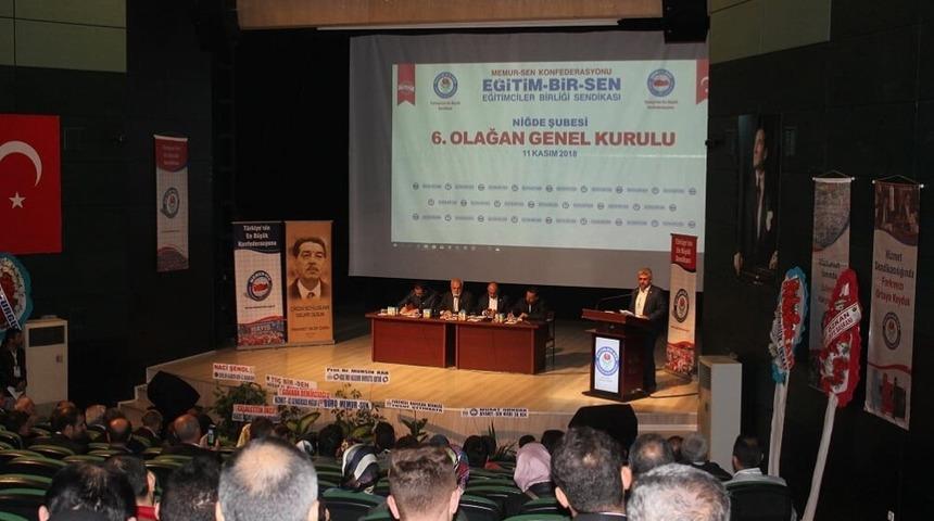 Niğde Eğitim-Bir-Sen Şube Başkanı Orhan g&uuml;ven tazeledi