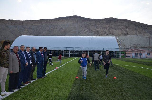 Darende’de gençlerden spora yoğun ilgi