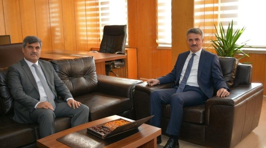 Vali Baruş iade-i ziyaretlerine devam ediyor