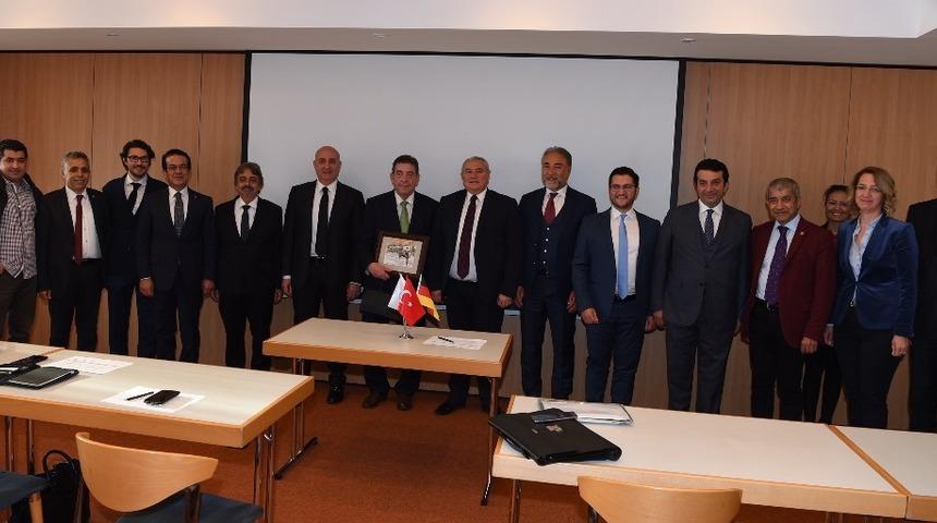 Antalya işd&uuml;nyası Almanya&rsquo;da