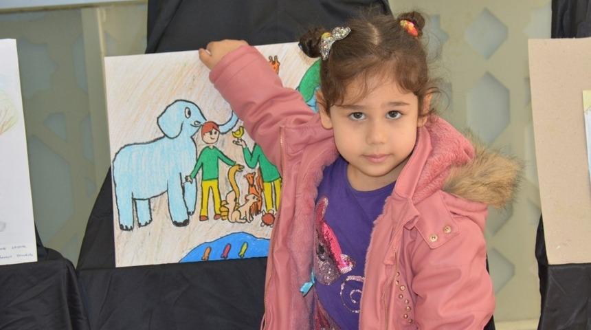 Hayvan sevgisini resimle anlattılar