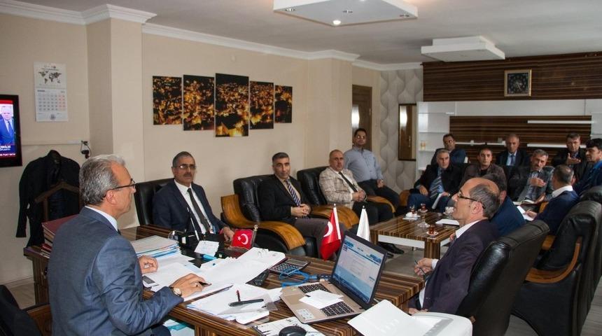 Bitlis Belediyesinden kışa hazırlık toplantısı