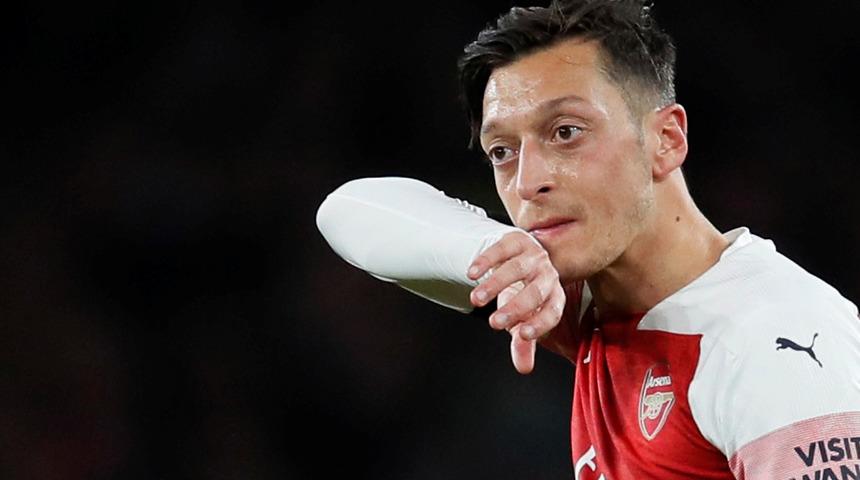 Menajerinden tarihi itiraf! Mesut &Ouml;zil...