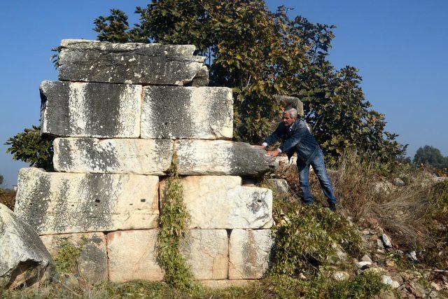 &Uuml;z&uuml;m bağları arasındaki 1800 yıllık bazilika keşfedilmeyi bekliyor 4