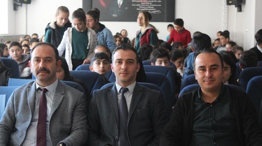 &Ouml;ğrenciler telekonferansla NASA&rsquo;ya bağlandı